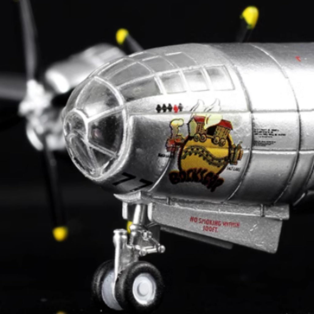 1/144 Scale WWII B-29 Superfortress Bomber Alloy Model Plane T461