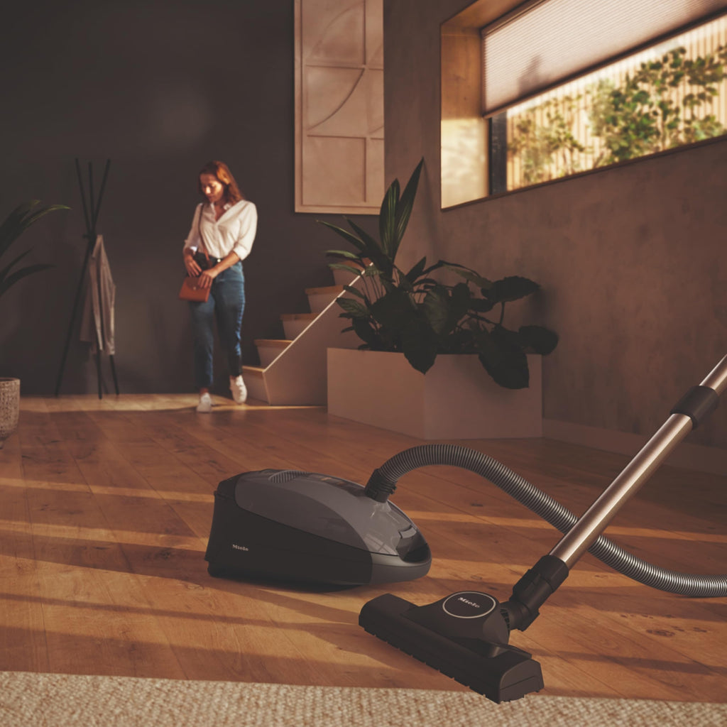 Classic C1 Pure Suction Vacuum B257787