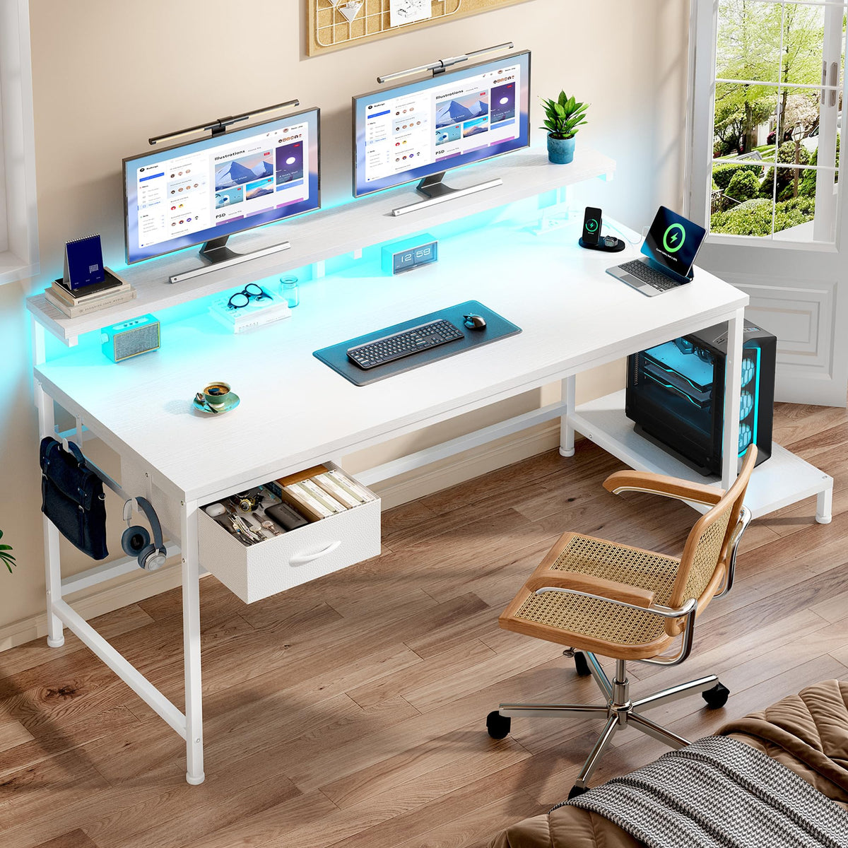 White Computer Desk with Power Outlet G905